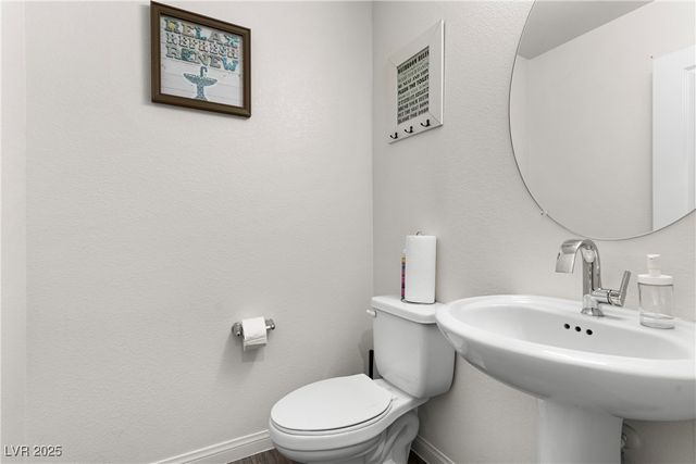 6956 Crimson Shadow Street, North Las Vegas, NV 89086