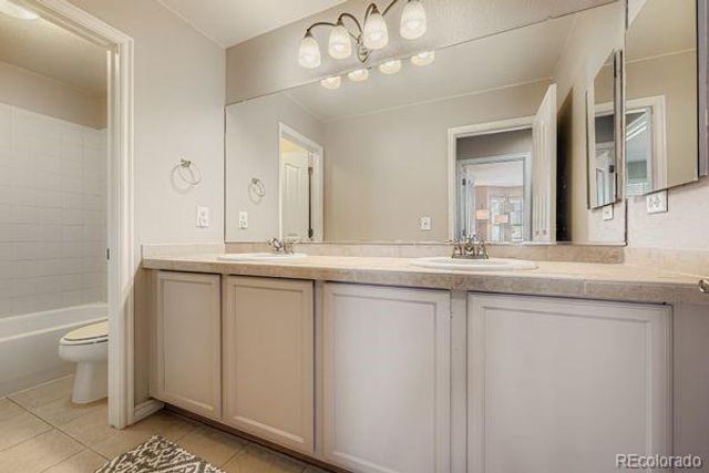 10916 Towerbridge Road, Highlands Ranch, CO 80130