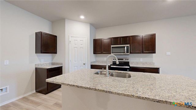 1111 Stone Valley Road, Temple, TX 76502