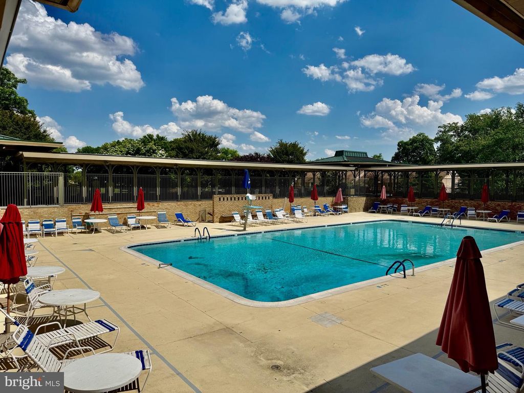 Image 19 of property listing at 3365 S LEISURE WORLD BLVD #95-2D, Silver Spring, MD 20906