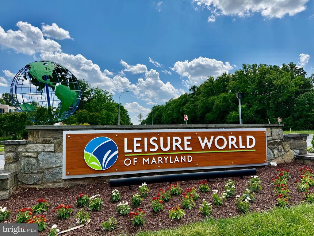 Image 2 of property listing at 3365 S LEISURE WORLD BLVD #95-2D, Silver Spring, MD 20906