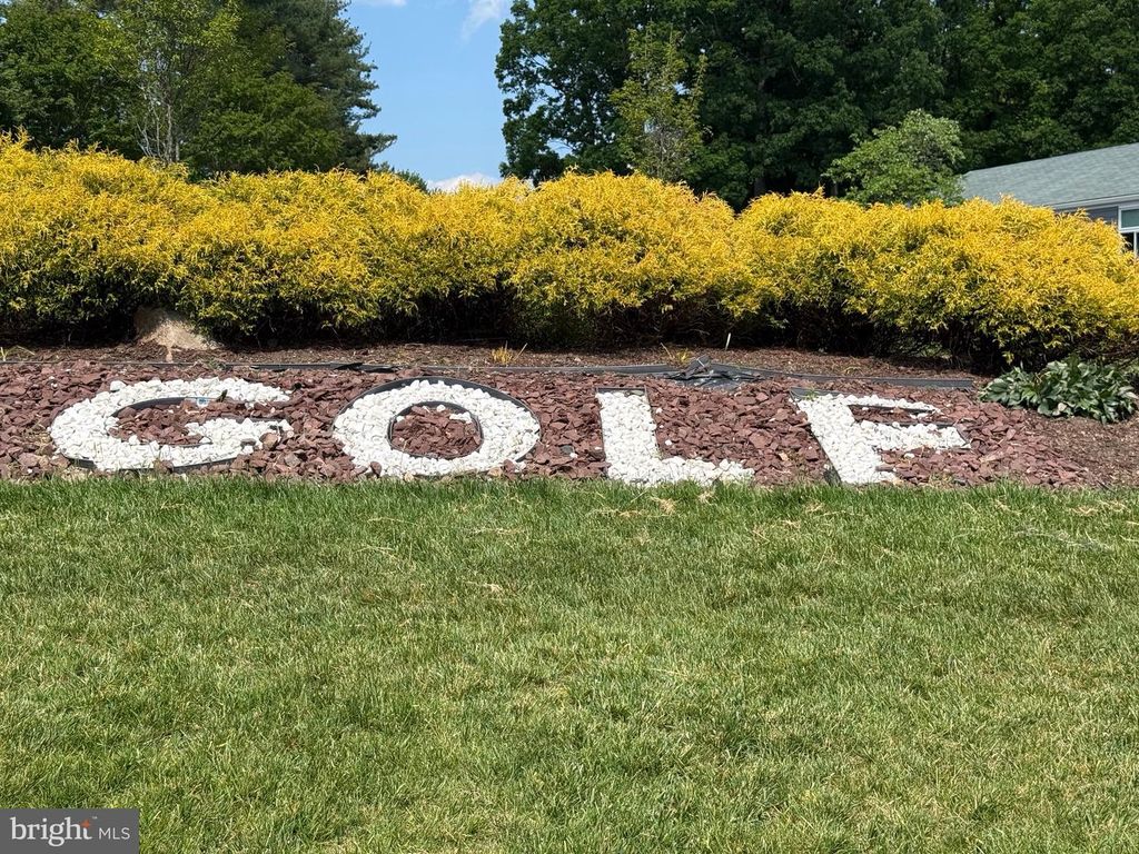 Image 20 of property listing at 3365 S LEISURE WORLD BLVD #95-2D, Silver Spring, MD 20906