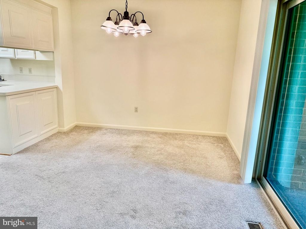 Image 5 of property listing at 3365 S LEISURE WORLD BLVD #95-2D, Silver Spring, MD 20906