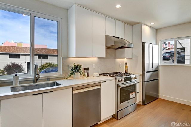 2100 34th Avenue, San Francisco, CA 94116