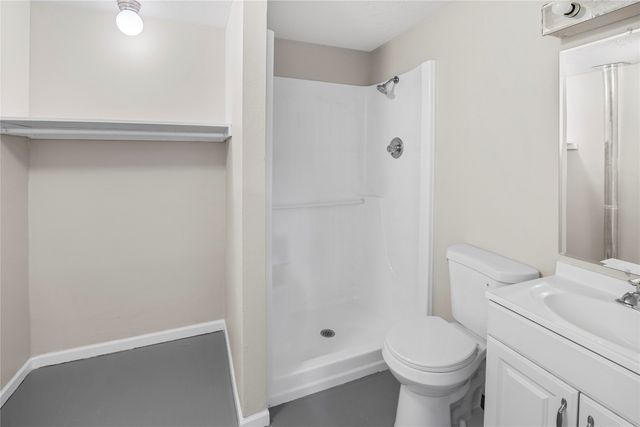 2705 Fairlawn Drive, West Des Moines, IA 50265