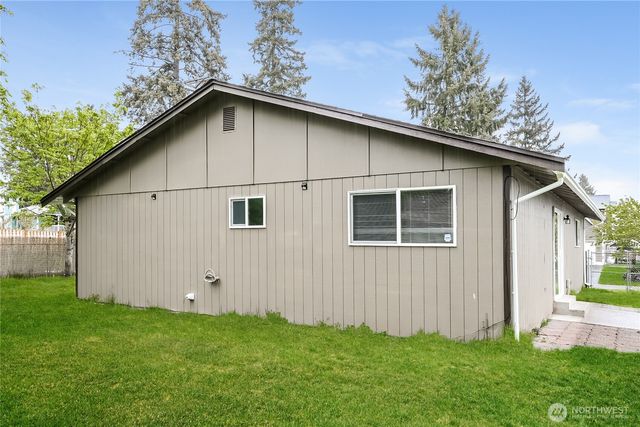 16802 20th Avenue E, Spanaway, WA 98387