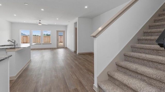 1039 Great Barracuda Lane, Alvin, TX 77511