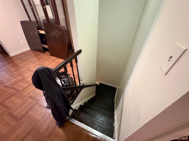 1264 Metcalf Avenue, Bronx, NY 10472