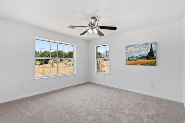 207 Meadow Oaks DR, Dripping Springs, TX 78620