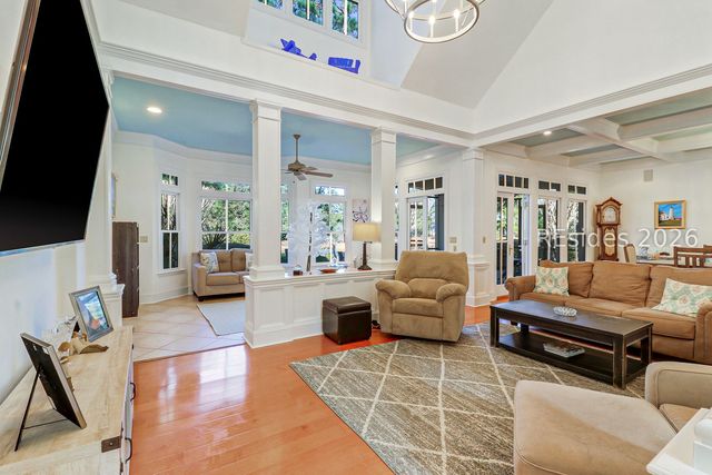 1 Kershaw Dr, Bluffton, SC 29910