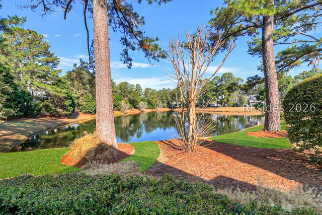 1 Kershaw Dr, Bluffton, SC 29910