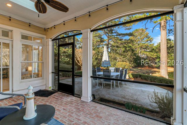 1 Kershaw Dr, Bluffton, SC 29910