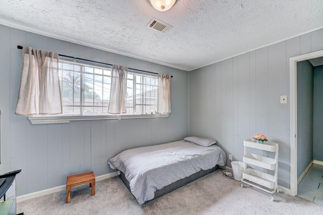 11819 S Nottingham Circle, Houston, TX 77071