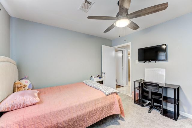 11819 S Nottingham Circle, Houston, TX 77071