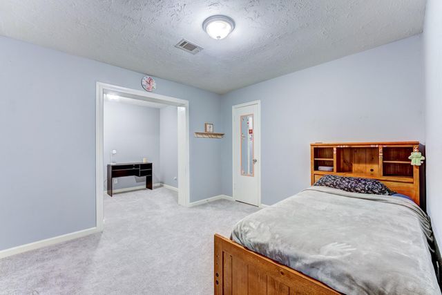 11819 S Nottingham Circle, Houston, TX 77071