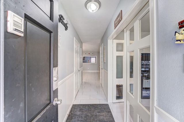 11819 S Nottingham Circle, Houston, TX 77071