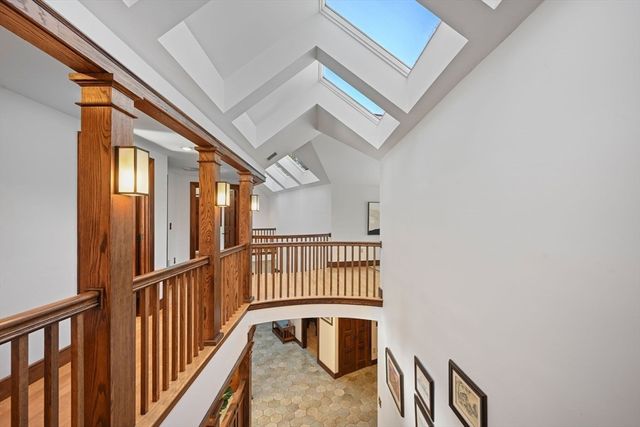 72 Meriam St, Lexington, MA 02420