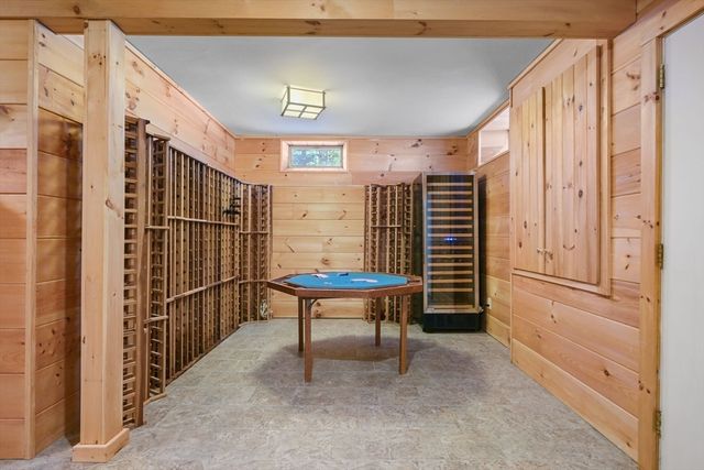 72 Meriam St, Lexington, MA 02420