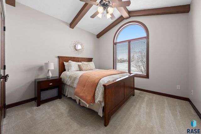 3029 W 90th St Street, Sioux Falls, SD 57108