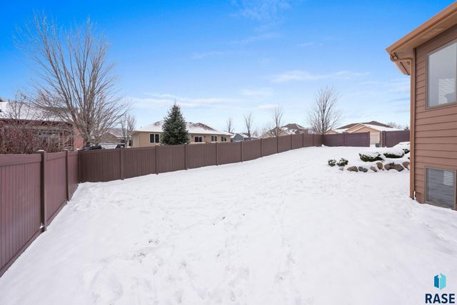 3029 W 90th St Street, Sioux Falls, SD 57108