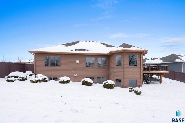 3029 W 90th St Street, Sioux Falls, SD 57108