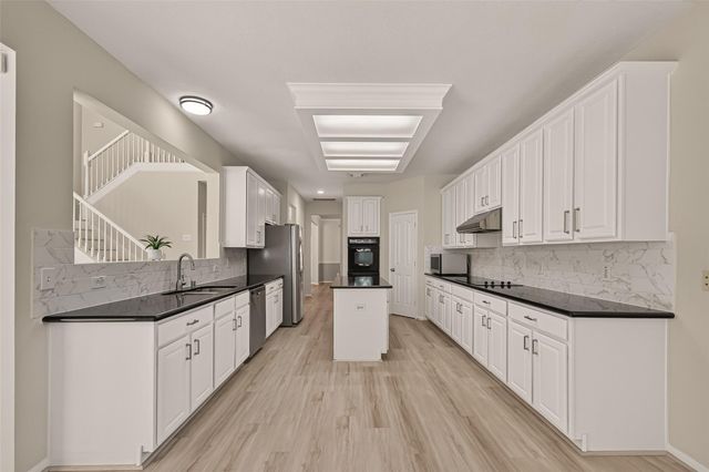 3127 Edgewood Drive, Pearland, TX 77584