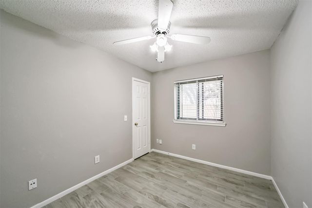 1613 Brook Meadow Drive, La Porte, TX 77571