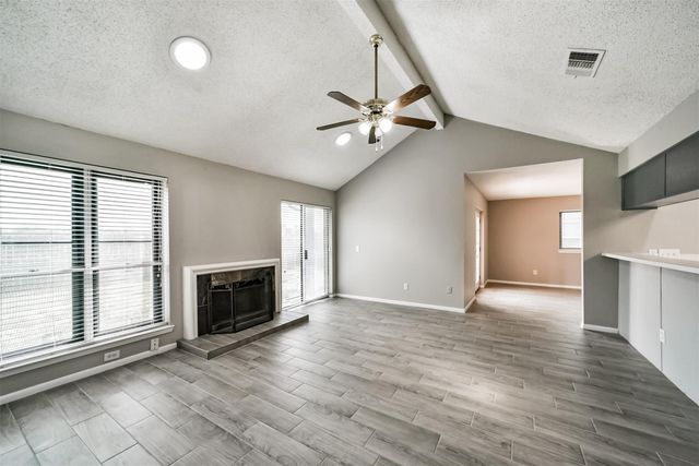 1613 Brook Meadow Drive, La Porte, TX 77571