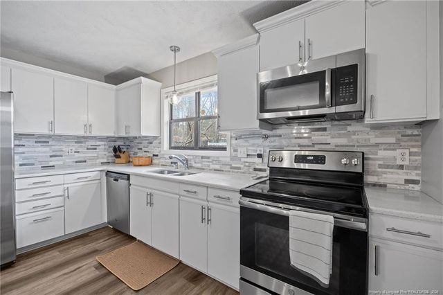 7125 Calamar Drive, Fayetteville, NC 28314