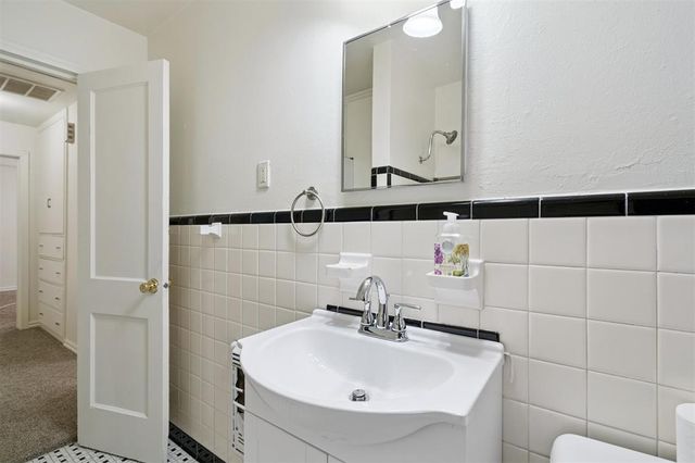 3900 NW 15th Street, Oklahoma City, OK 73107