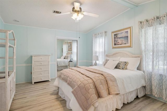 903 OLEANDER STREET, Lady Lake, FL 32159