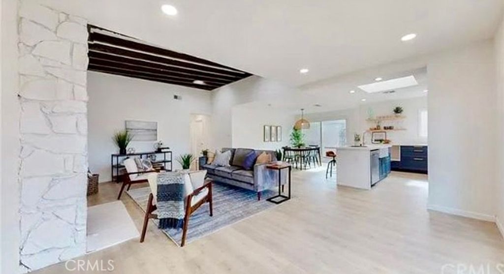 2166 Maine, Long Beach, CA 90806 — photo 2