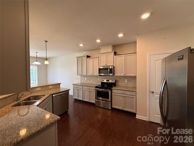 6911 Agnew Drive, Charlotte, NC 28273