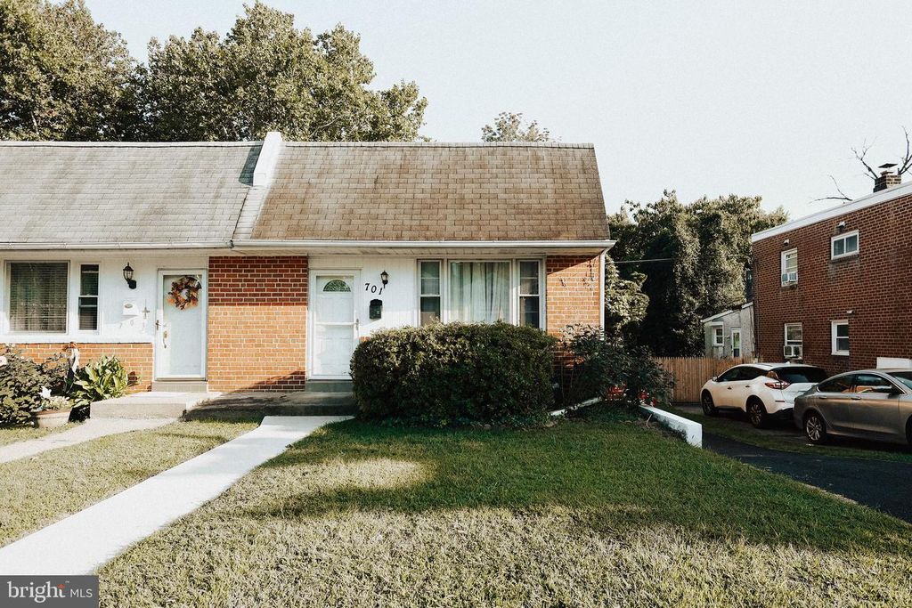 701 E 23RD ST, Chester, PA 19013