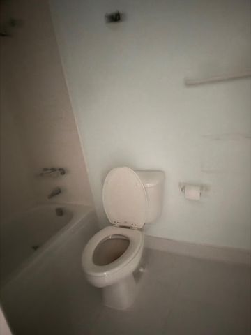 5301 NW 2nd Ave PH-D, Boca Raton, FL 33487