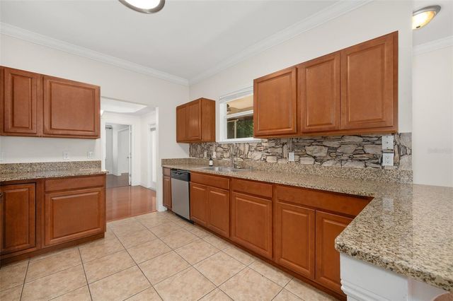 7486 SW 87TH TERRACE, Gainesville, FL 32608