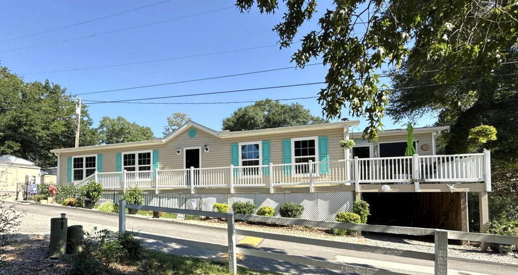 9700 Kings Rd., Myrtle Beach, SC 29572 — exterior