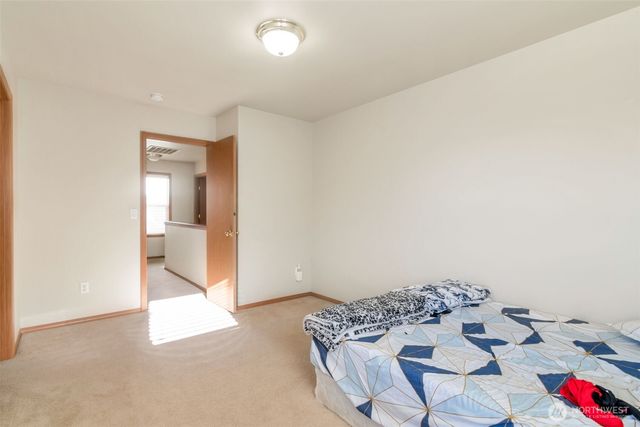 22686 129th Place SE, Kent, WA 98031