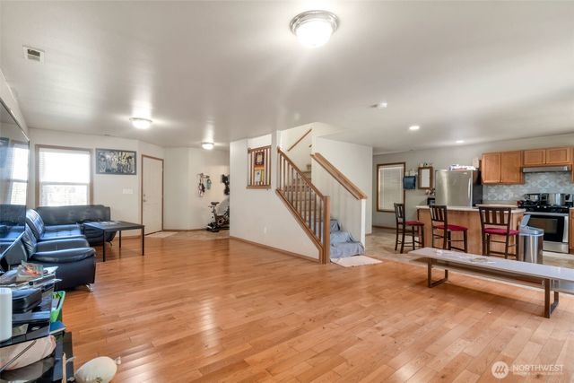 22686 129th Place SE, Kent, WA 98031