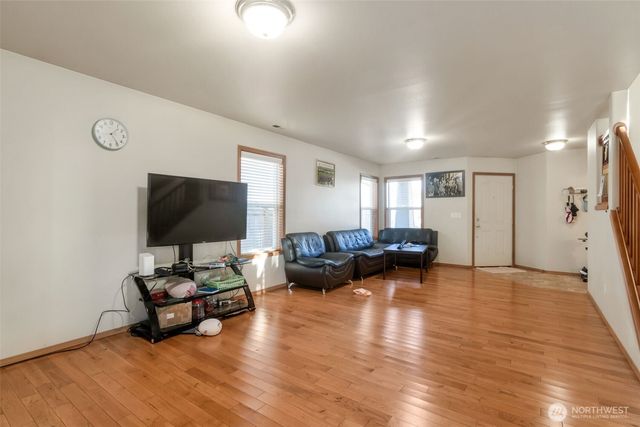 22686 129th Place SE, Kent, WA 98031