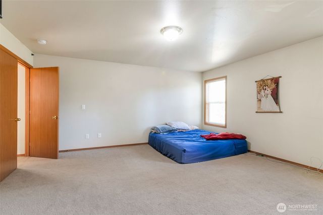 22686 129th Place SE, Kent, WA 98031