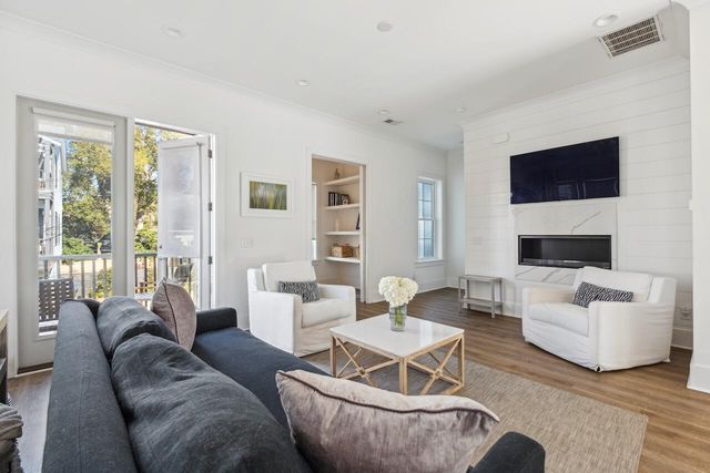 1213 Gatch Court, Mount Pleasant, SC 29464