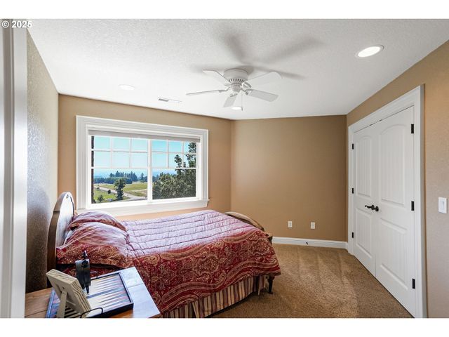 3545 EAGLE CREST Rd Nw, Salem, OR 97304