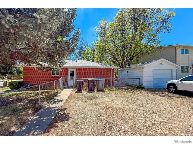 2051-2053 Collyer Street, Longmont, CO 80501