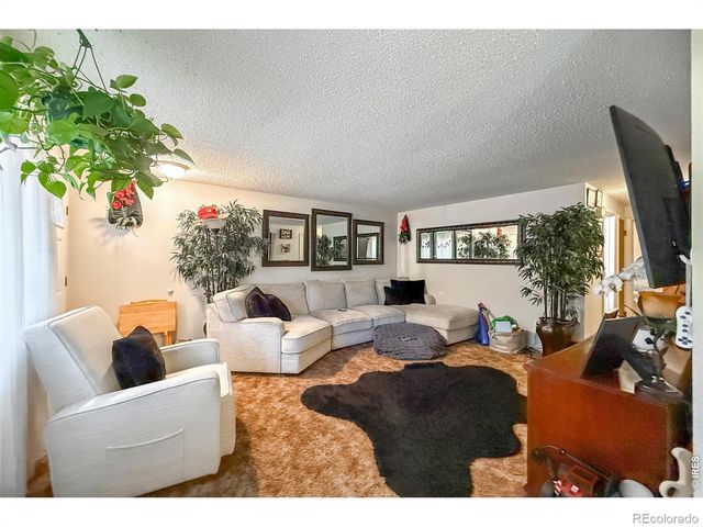 2051-2053 Collyer Street, Longmont, CO 80501