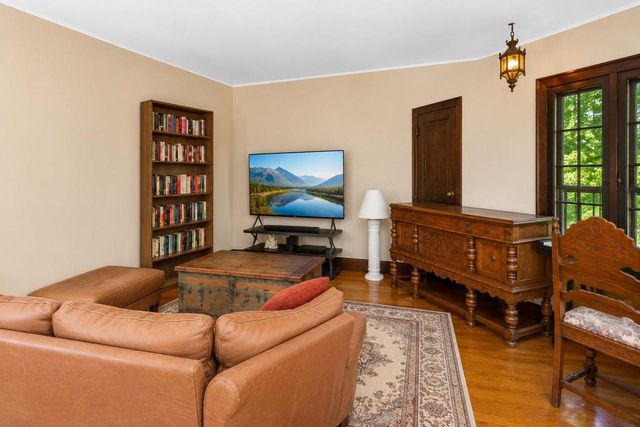 637 W Lakeside Street, Madison, WI 53715