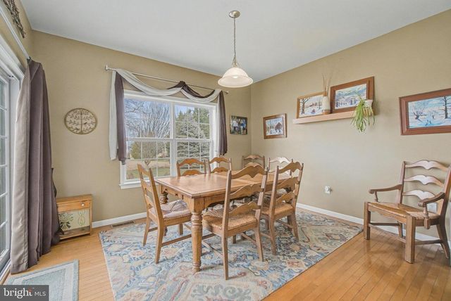 6 MIRIAM CT, Strasburg, PA 17579