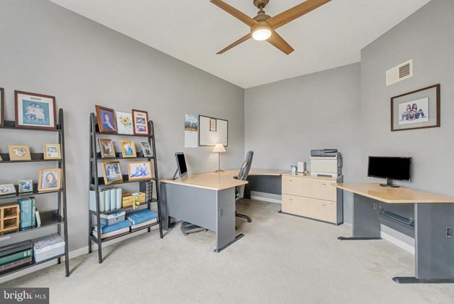 6 MIRIAM CT, Strasburg, PA 17579