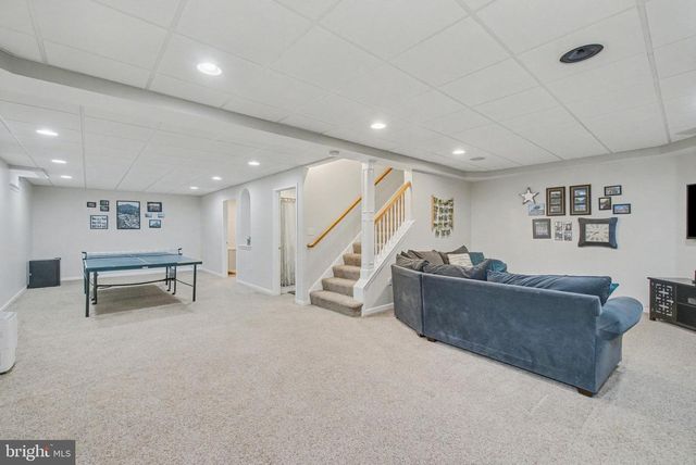 6 MIRIAM CT, Strasburg, PA 17579