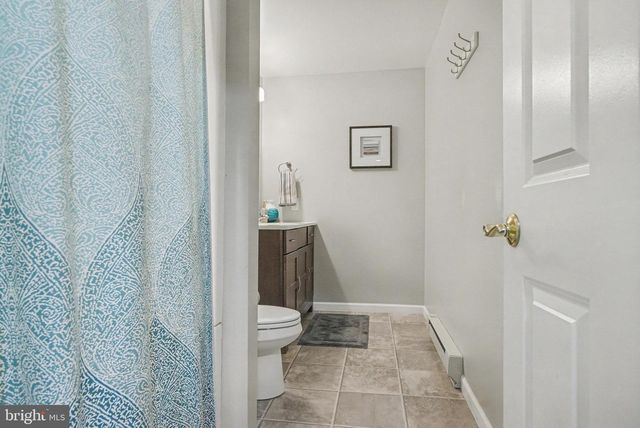 6 MIRIAM CT, Strasburg, PA 17579